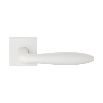 gpf1314-62-02r-rangi-door-handle-on-rose-pointing-right-50x8mm